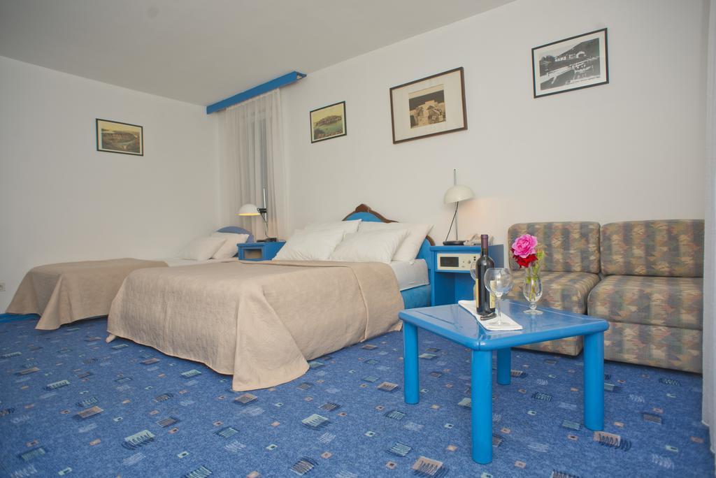 Hotel Mogren 부드바 외부 사진